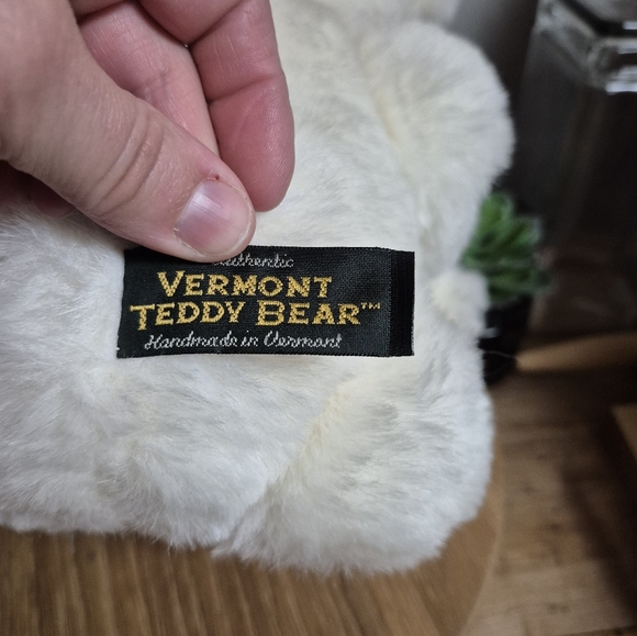 Geniune VERMONT Plush Teddy Bear With Movable Limbs 16" - Picture 6 of 13